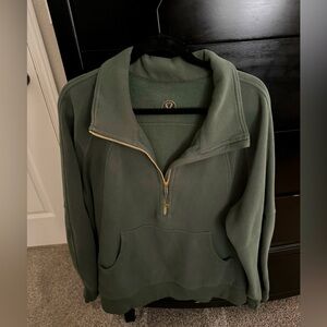 Scuba Oversized Funnel-Neck Half Zip
Long